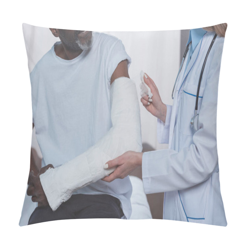 Personality  Doctor Bandaging Patient Hand Pillow Covers