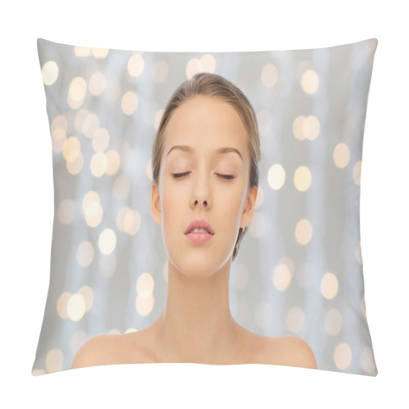 Personality  Young Woman Face With Bare Shoulders Over Lights Pillow Covers