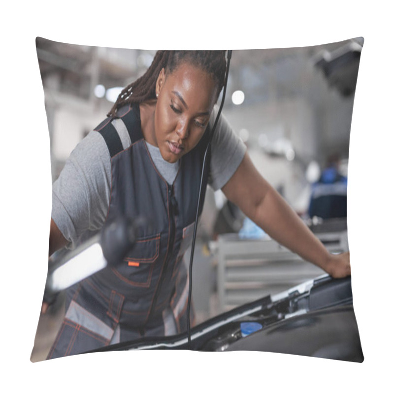 Personality  African Woman Mechanic Looking To Car Engine And Holding Lamp, Car Master In Service Shop Pillow Covers