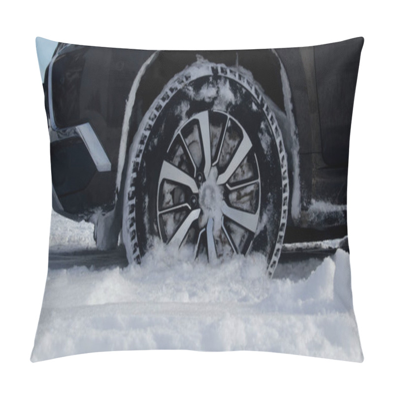 Personality  Front Car Wheel In The Deep Snow On The Winter Field Detailed  Pillow Covers