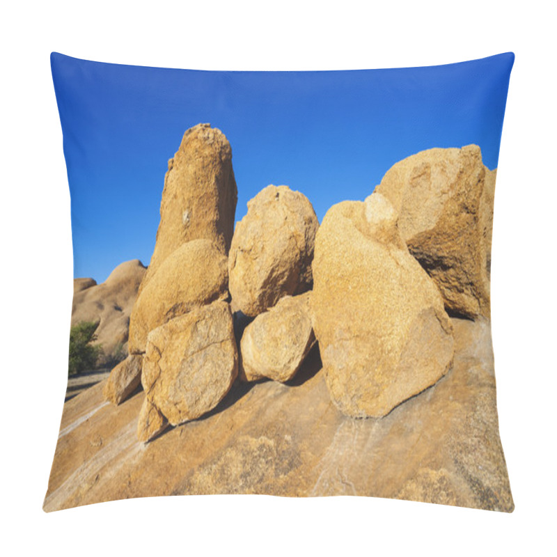 Personality  Nature And Landscapes Of Namibia Pillow Covers