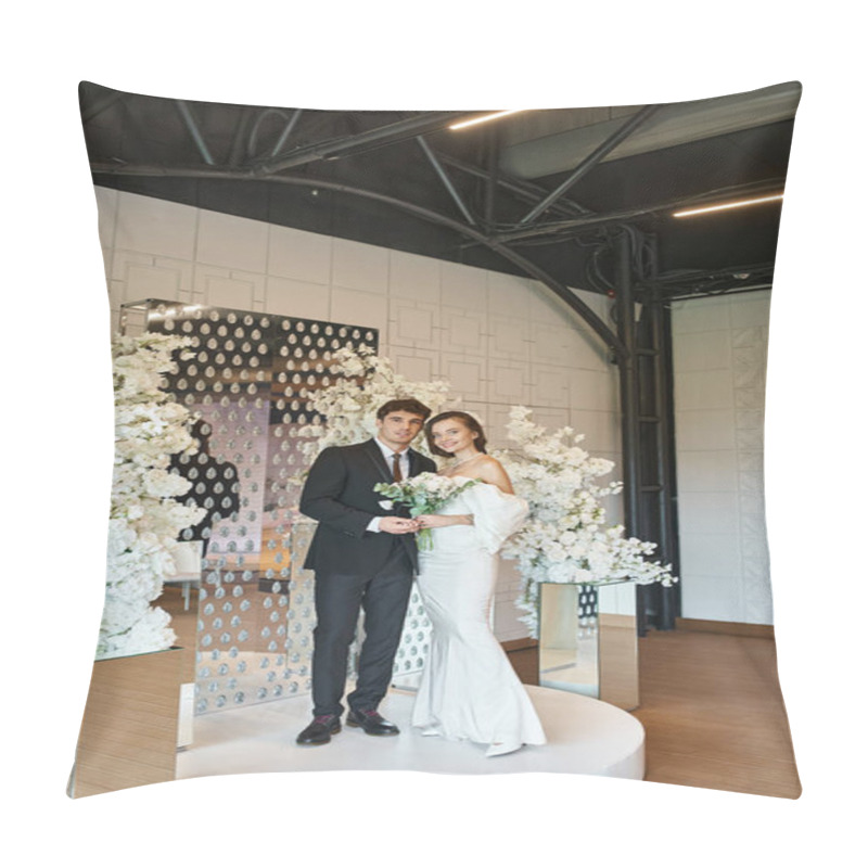 Personality  Full Length Of Romantic Newlywed Couple Posing In Event Hall Decorated With White Blooming Flowers Pillow Covers