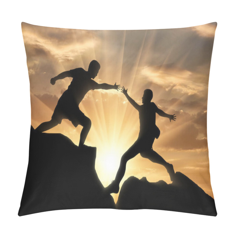 Personality  Mountaineer Takes A Helping Hand To His Partner Pillow Covers