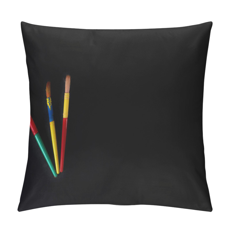 Personality  Three Vibrant Paintbrushes Stand Out Against A Dark Background, Symbolizing Creativity And Artistic Expression. Pillow Covers