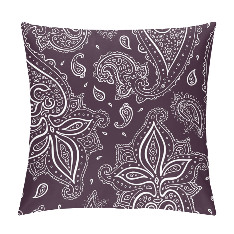 Personality  Seamless Paisley Background. Pillow Covers