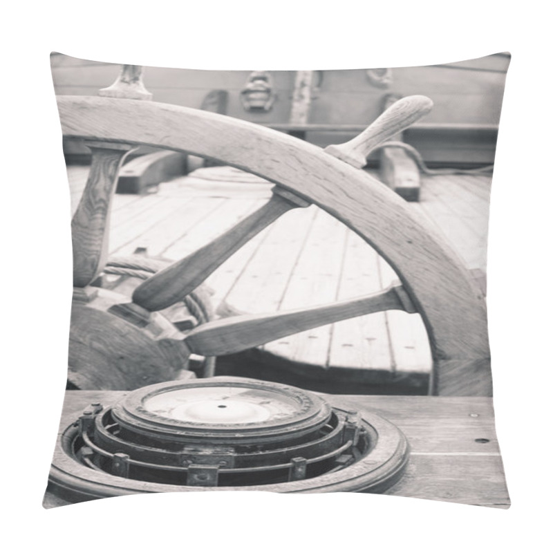 Personality  Steering Wheel Of An Ancient Sailing Vessel Pillow Covers