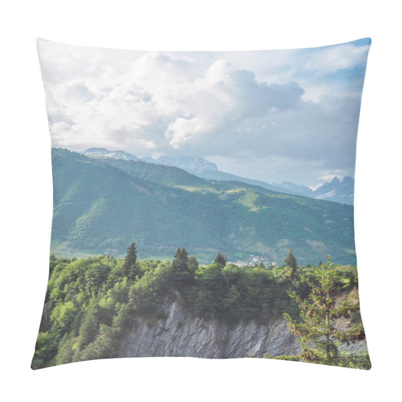 Personality  Caucasus Pillow Covers