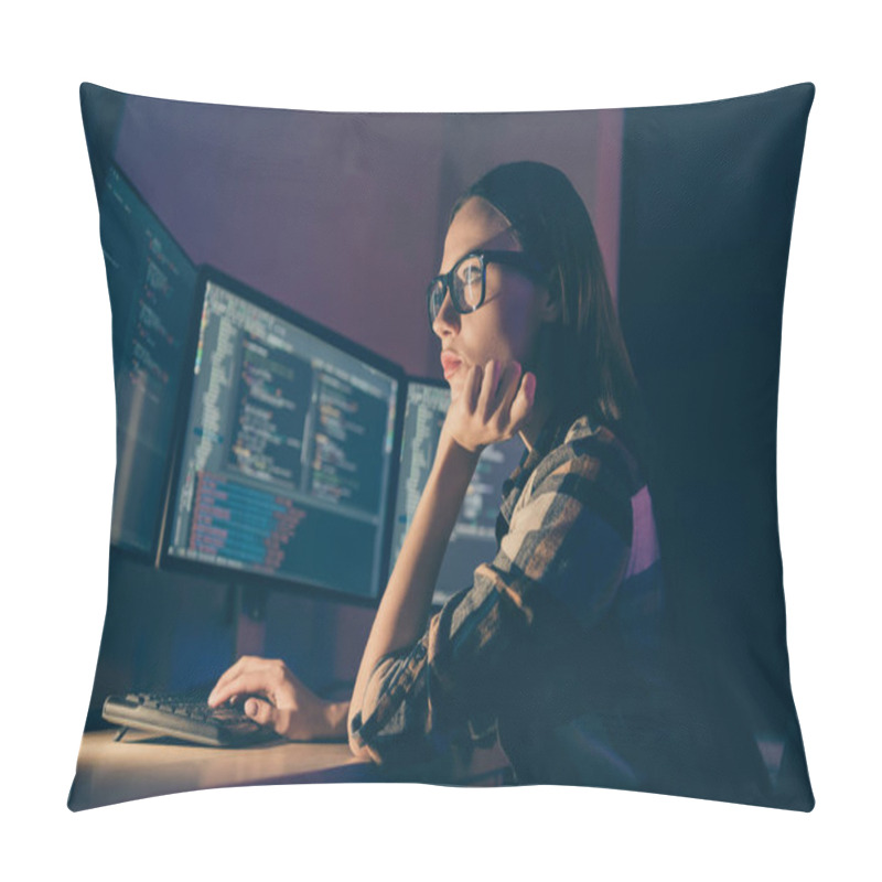 Personality  Side Profile Photo Of Intelligent Thinking Guessing Woman Working In Late Evening Shift Instead Of Her Colleague System Administrator Pillow Covers