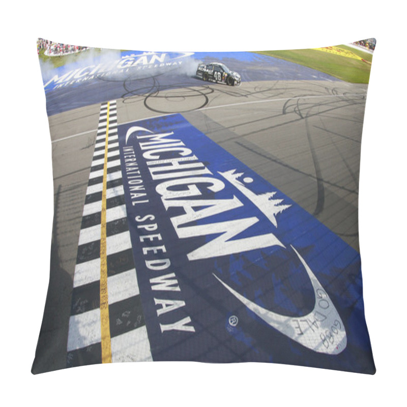 Personality  Quicken Loans 400 Pillow Covers