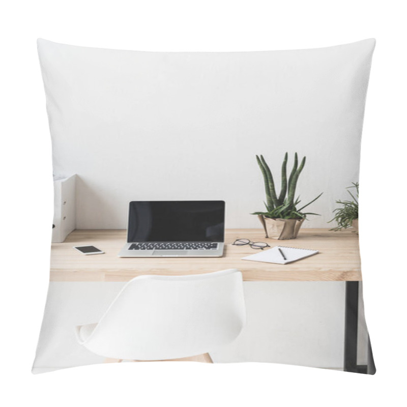 Personality  Workplace Pillow Covers