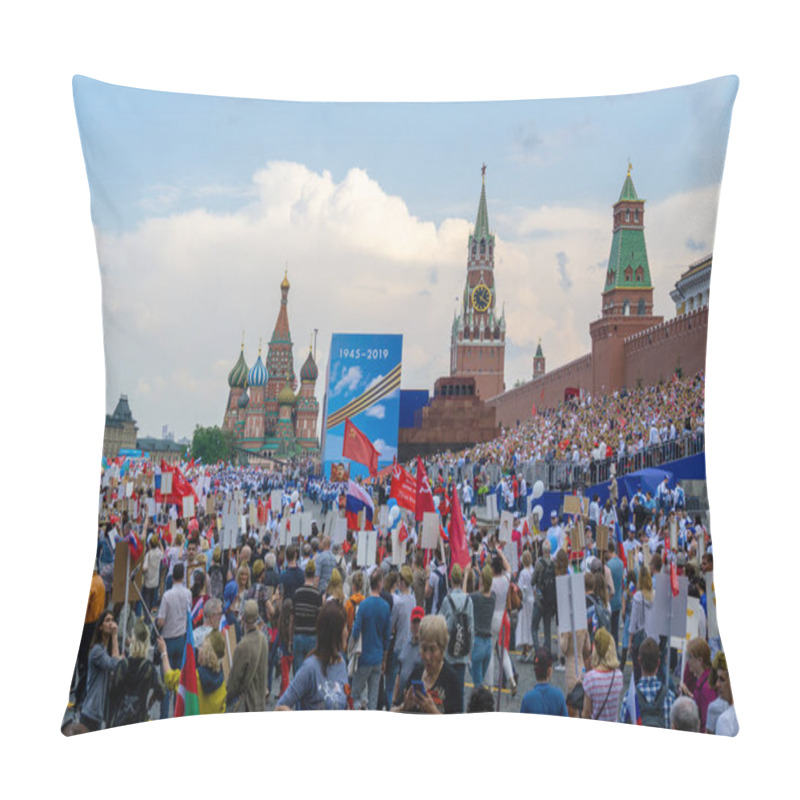 Personality  MOSCOW, RUSSIA - MAY 9, 2019: Immortal Regiment Procession In Victory Day. Pillow Covers