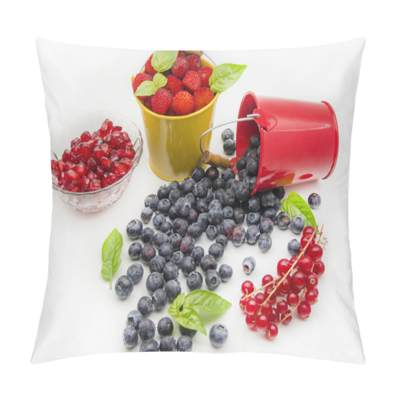 Personality  Fresh Berries Pillow Covers