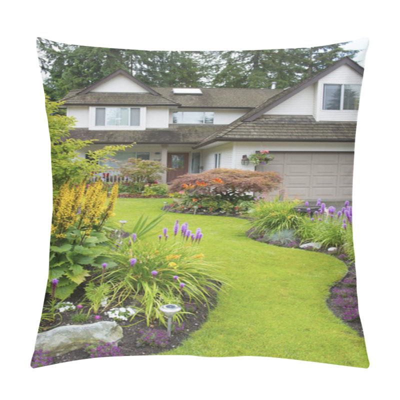 Personality  Beautiful Home And Garden. Pillow Covers