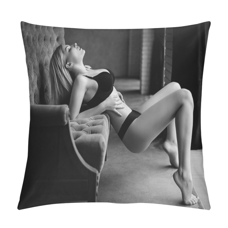 Personality  Charming Blonde Posing In Lingerie On Couch (black And White) Pillow Covers