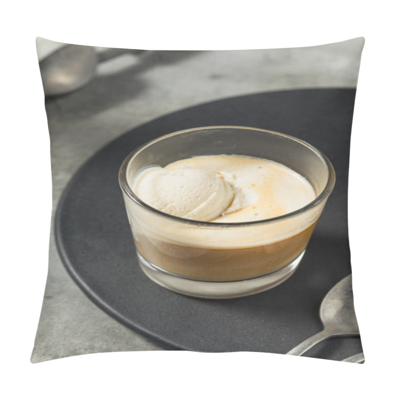 Personality  Homemade Affogato Coffee Ice Cream Ready To Eat Pillow Covers