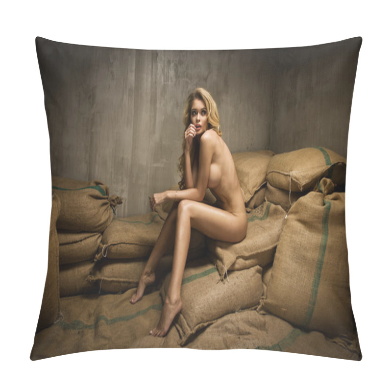 Personality  Sexy Fit Naked Woman On Sackcloth Pillow Covers