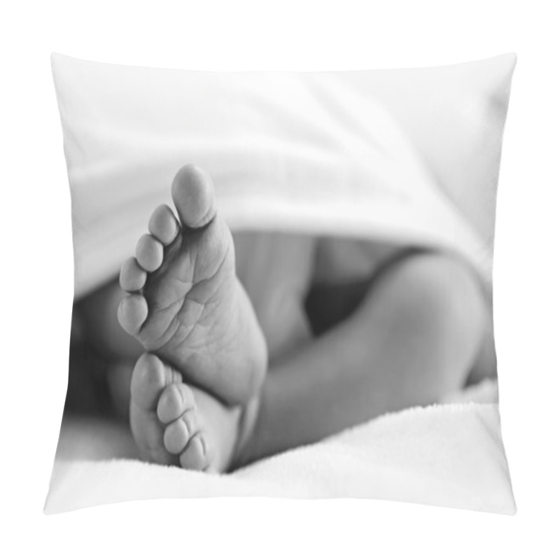 Personality  Newborn Feet Pillow Covers