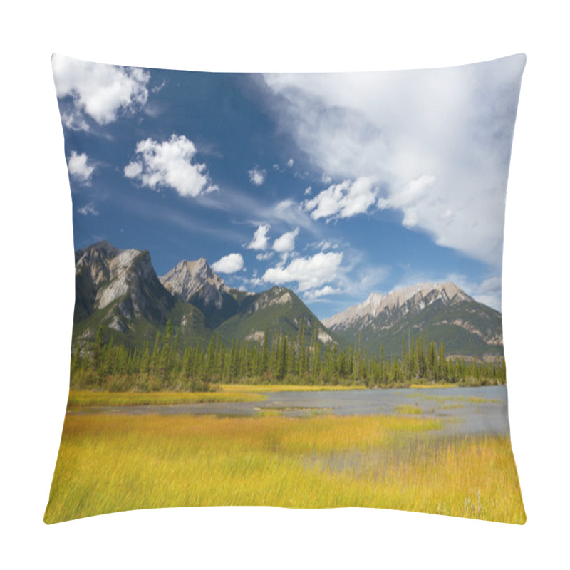 Personality  Beautiful Canadian Landscape Pillow Covers