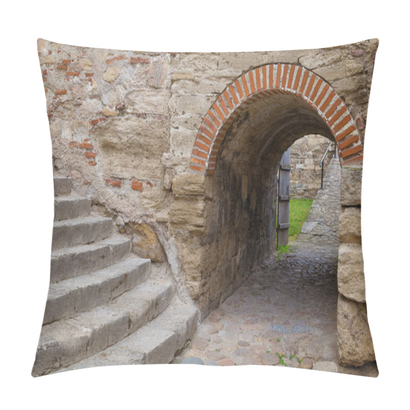 Personality  Inside Of The Baba Vida Fortress Pillow Covers