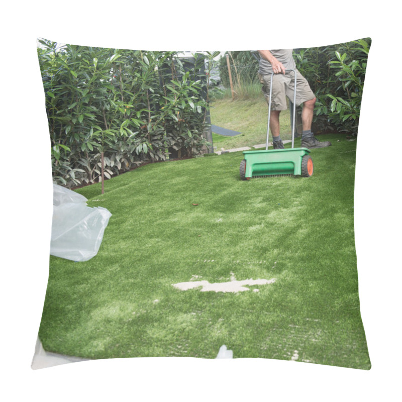 Personality  Professional Gardener Puts Sand On Artificial Turf Pillow Covers