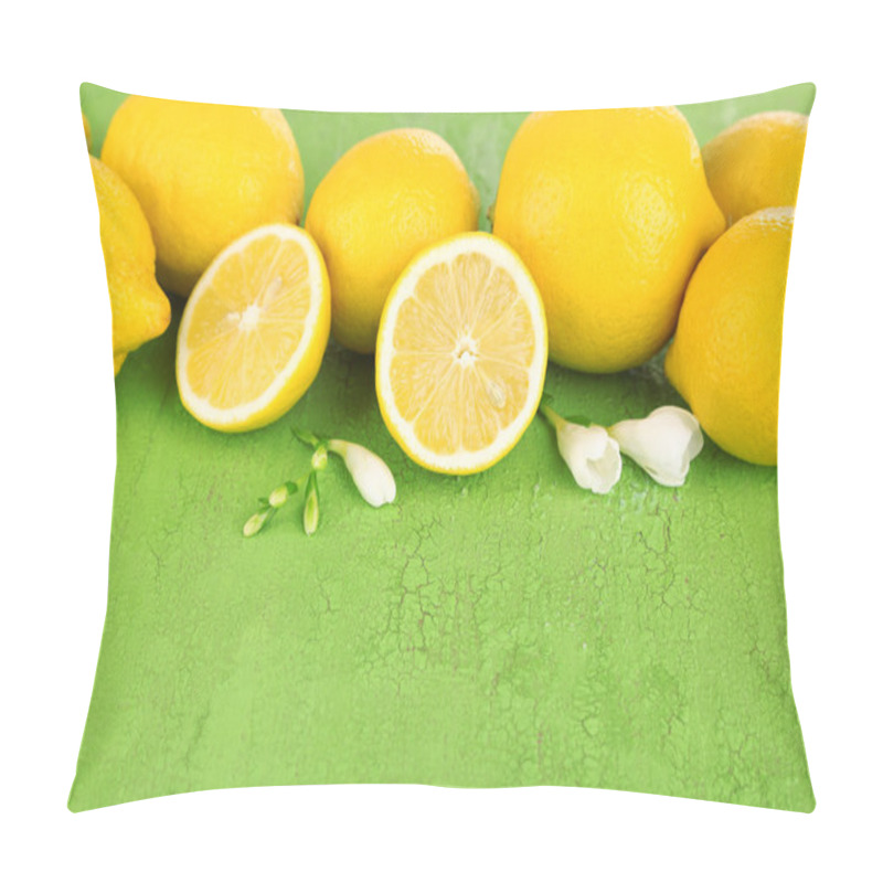 Personality  Fresh Lemons And Lavender On Green Table Pillow Covers