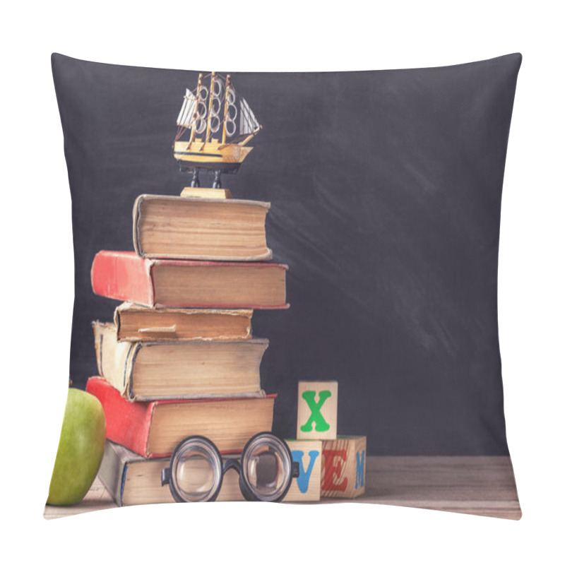 Personality  Old Textbooks Are On The Rustic Wooden Table On A Background Of Black Chalk Board. Pillow Covers