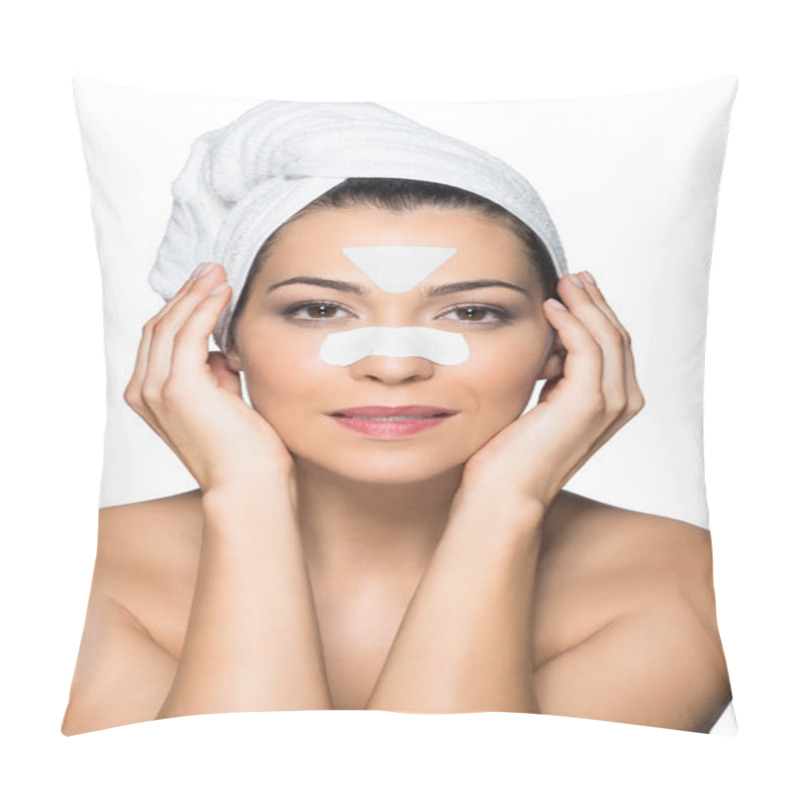 Personality  Beautiful Girl Removing Blackheads Pillow Covers