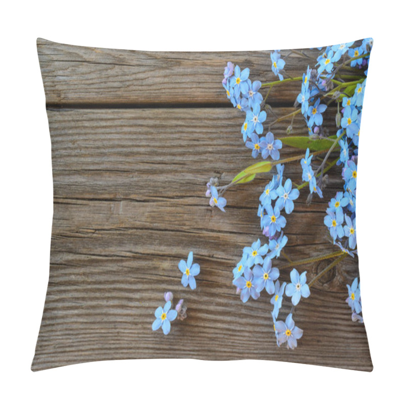 Personality  Forgetmenot Flowers On A Wooden Background Pillow Covers