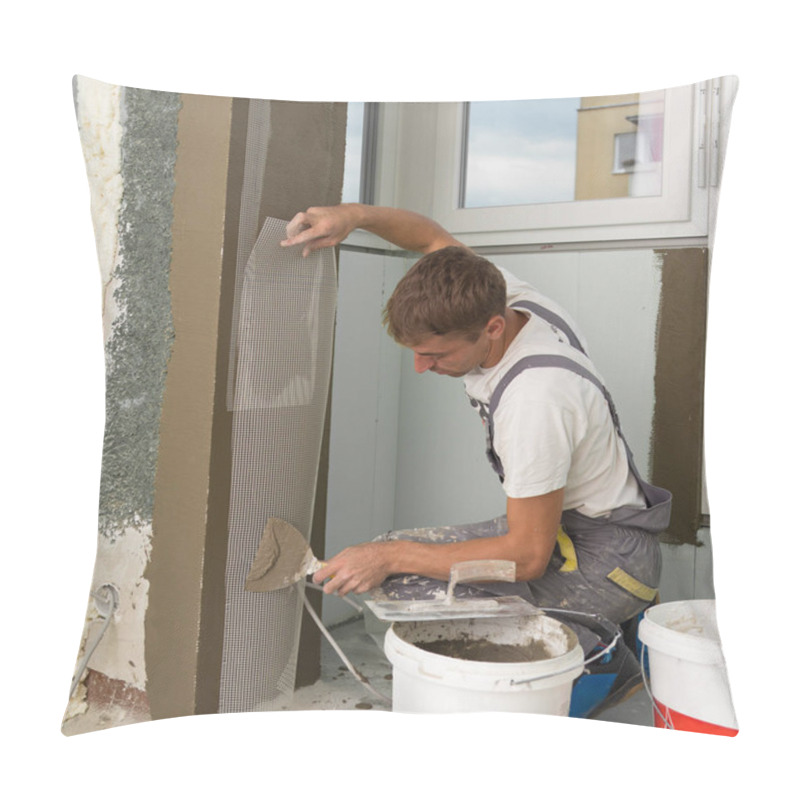 Personality  Plasterer Renovating Indoor Walls And Ceilings. Finishing Works. Pillow Covers