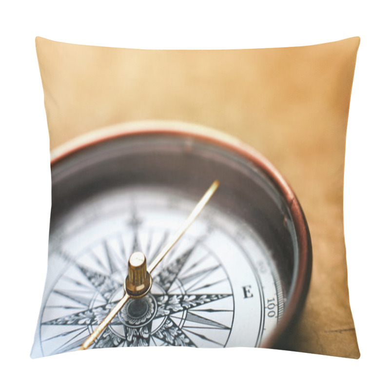 Personality  Compass Pillow Covers