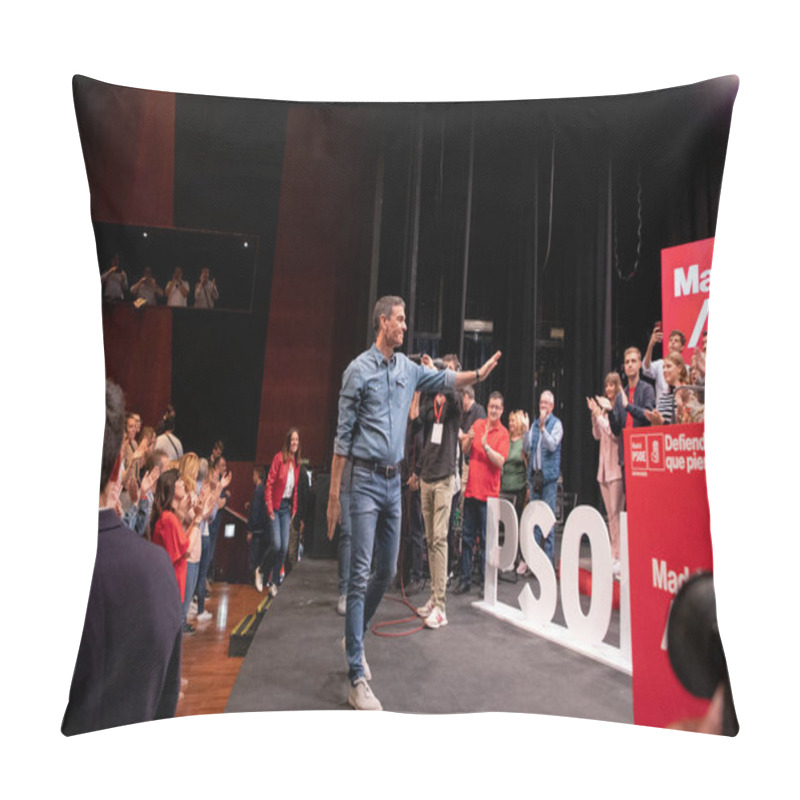 Personality  Pedro Sanchez. Juan Lobato. Javier Ayala. Massive Act Of The PSOE With The Mayor, Candidate For The Community Of Madrid And President Of Spain At A Political Rally In Madrid. Pillow Covers