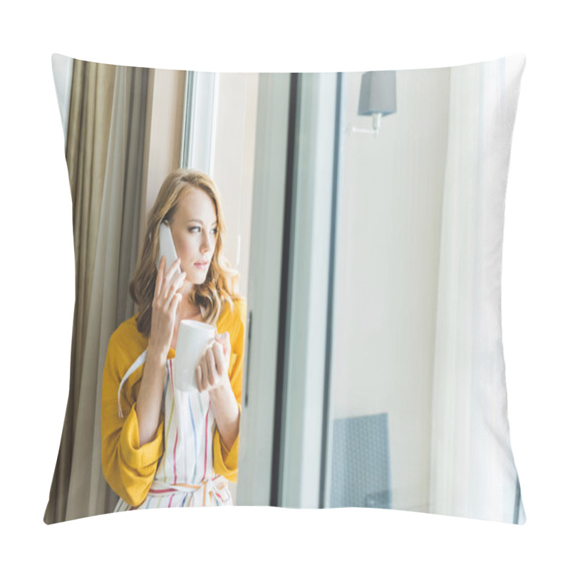 Personality  Woman Talking On Phone Pillow Covers