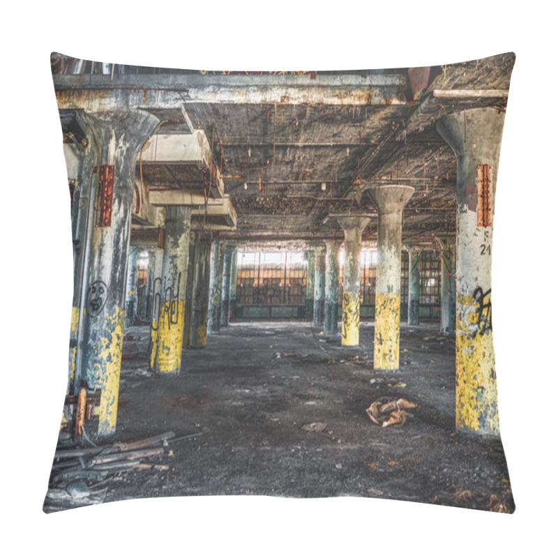 Personality  Detroit, Michigan, United States - October 18 2018: View Of The Abandoned Fisher Body Plant In Detroit. The Fisher Body Plant Sprawls Multiple City Blocks And Measures In At 3.5 Million Square Feet Pillow Covers