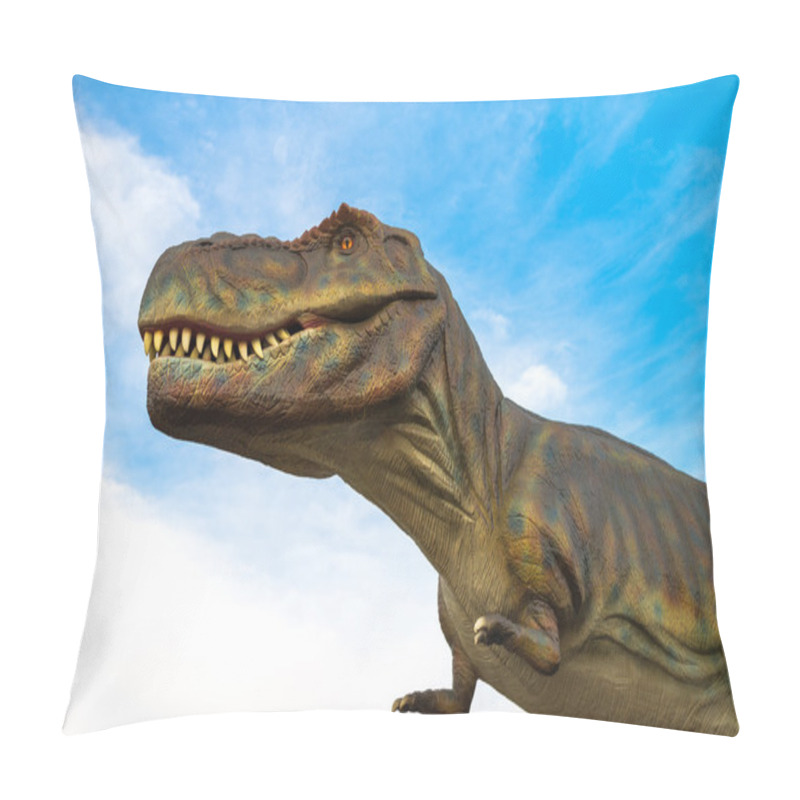 Personality  Tyrannosaurus Rex Life-size Model In Dinosaurus Entertainmnet Th Pillow Covers