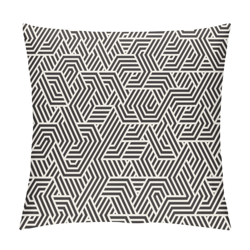 Personality  Vector Seamless Black And White Irregular Triangle Lines Geometric Pattern Pillow Covers