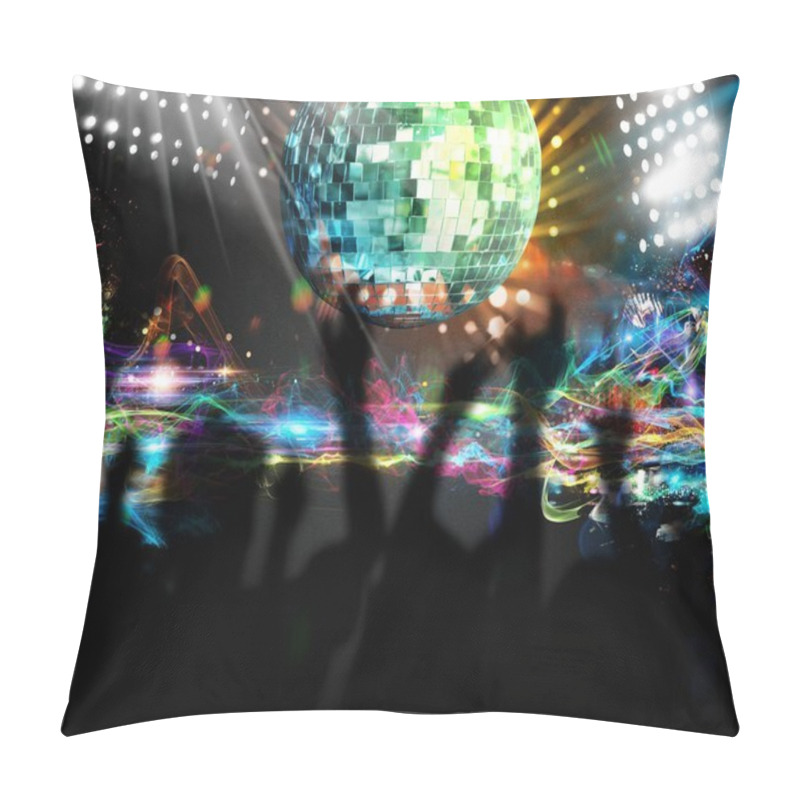 Personality  People Dancing In Night Club Pillow Covers