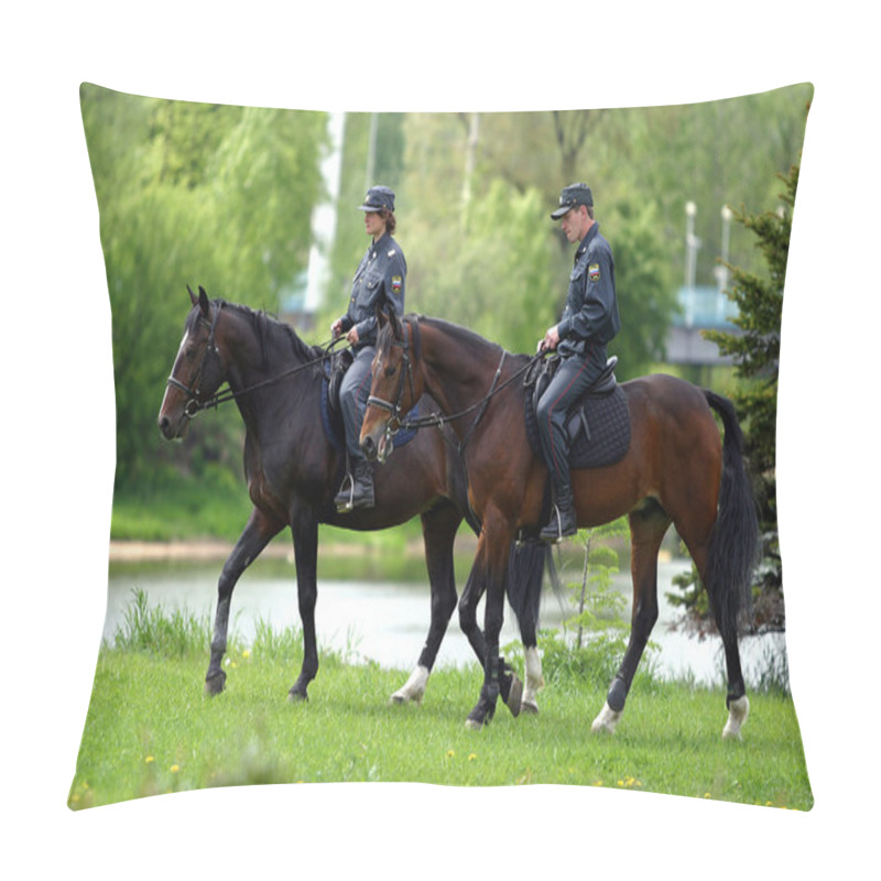 Personality  Mounted Police In A Park Pillow Covers