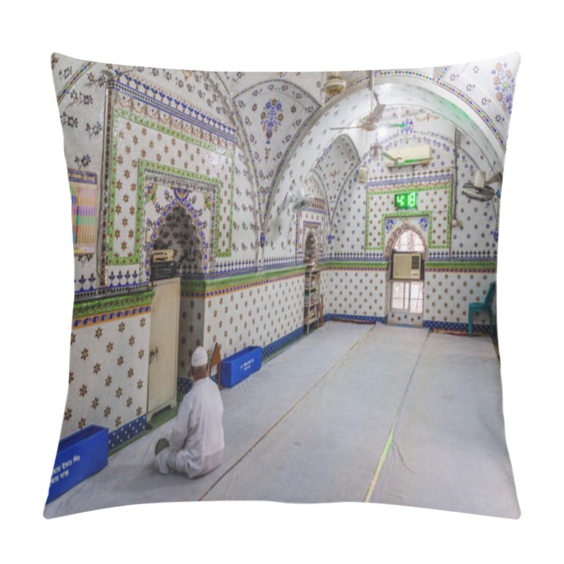 Personality  DHAKA, BANGLADESH - NOVEMBER 20, 2016: Interior Of Star Mosque (Tara Masjid) In Dhaka, Bangladesh Pillow Covers