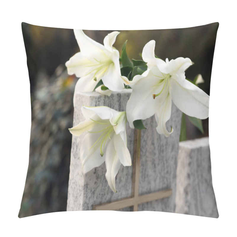 Personality  White Lilies On Granite Tombstone Outdoors. Funeral Ceremony Pillow Covers