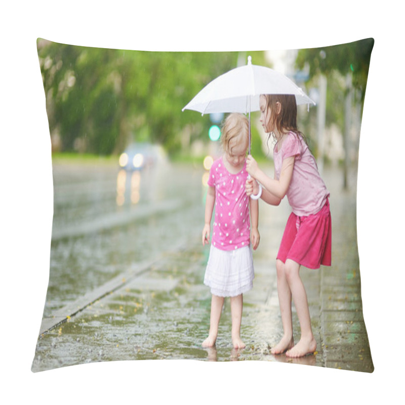 Personality  Sisters On A Rainy Summer Day Pillow Covers