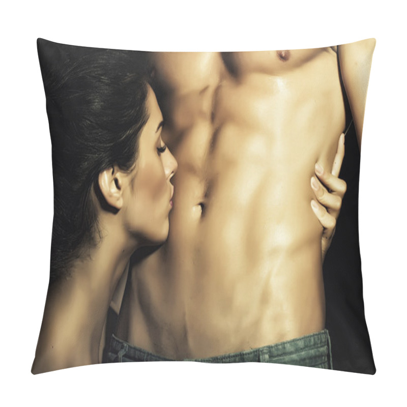 Personality  Woman Kissing Man Pillow Covers