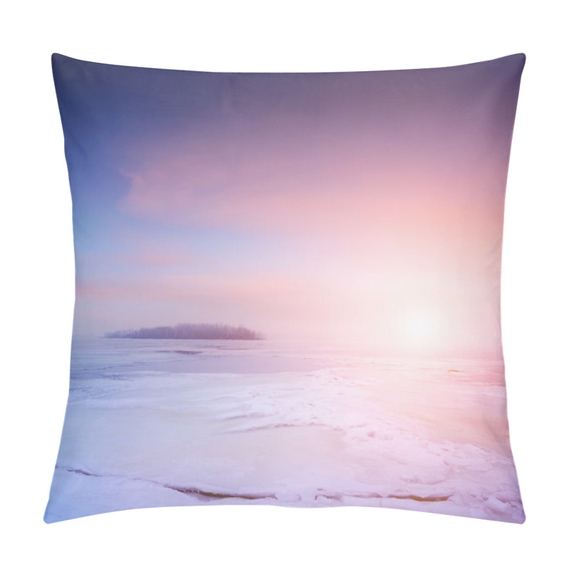 Personality  Winter Landscape, Sunrise Over Frozen River Pillow Covers