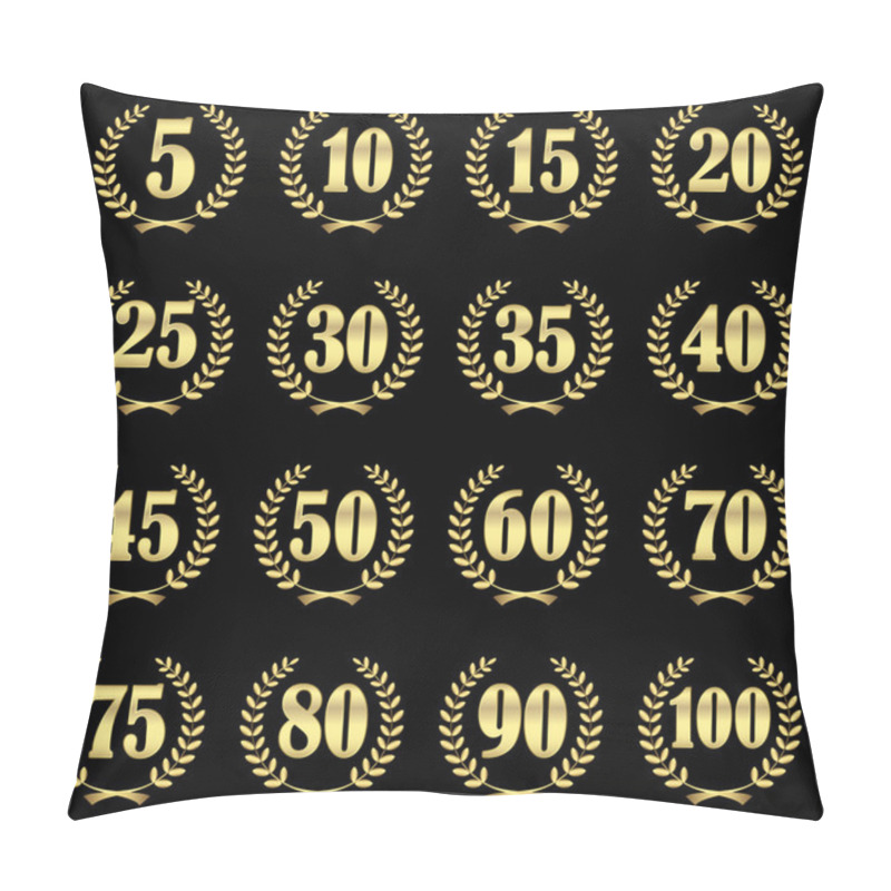 Personality  Laurel Wreath Collection For Jubilee Pillow Covers