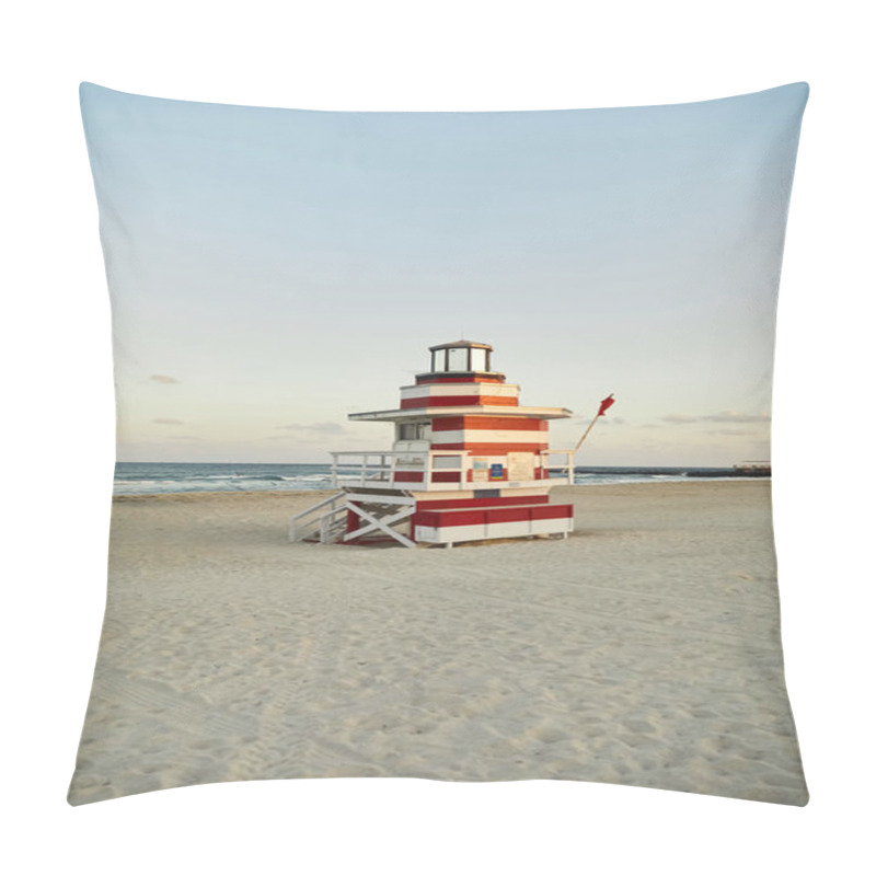 Personality  A Red And White Lifeguard Stand Stands Tall On A Sandy Beach In Miami, Florida. Pillow Covers