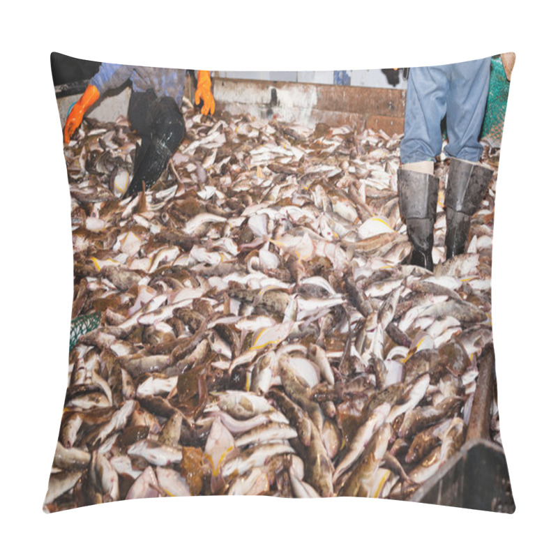 Personality  Fishermen Caught Fish Are Processed On The Deck  Pillow Covers