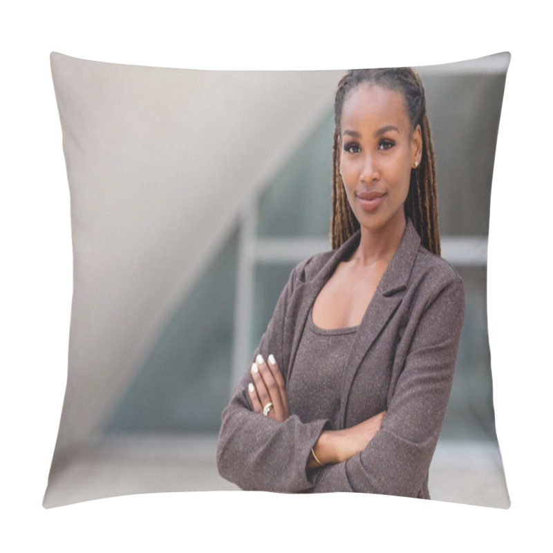 Personality  Beautiful Female African American Business Woman CEO In A Suit At The Workplace, Standing Confidently With Arms Folded Pillow Covers