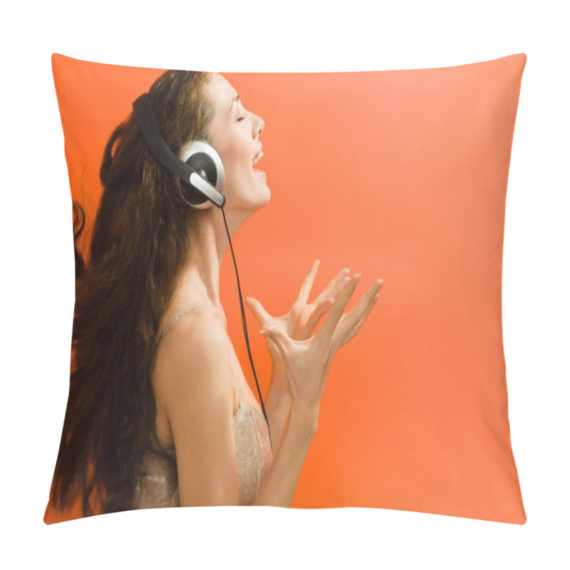 Personality  Girl In Headphones Pillow Covers