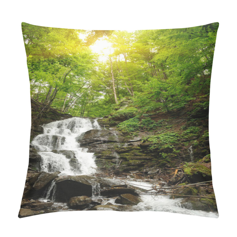 Personality  Waterfall Pillow Covers