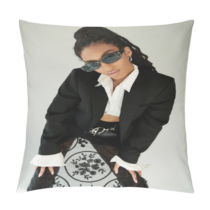 Personality  A Beautiful Young Woman Showcases Her Trendy Attire While Striking A Pose In A Chic Setting. Pillow Covers