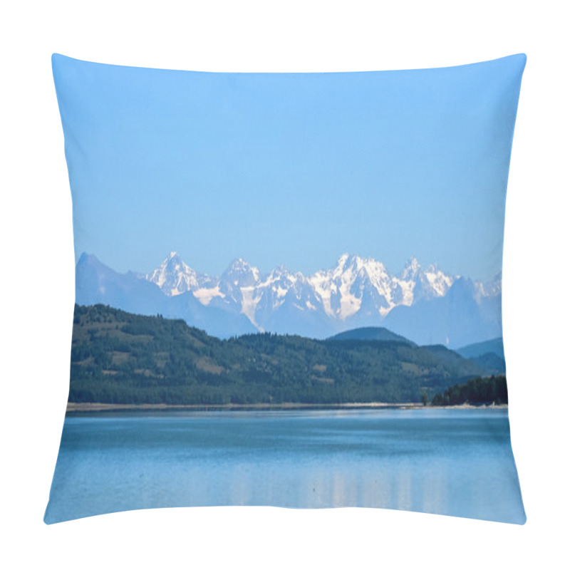 Personality  Mountain Range With Lake Pillow Covers